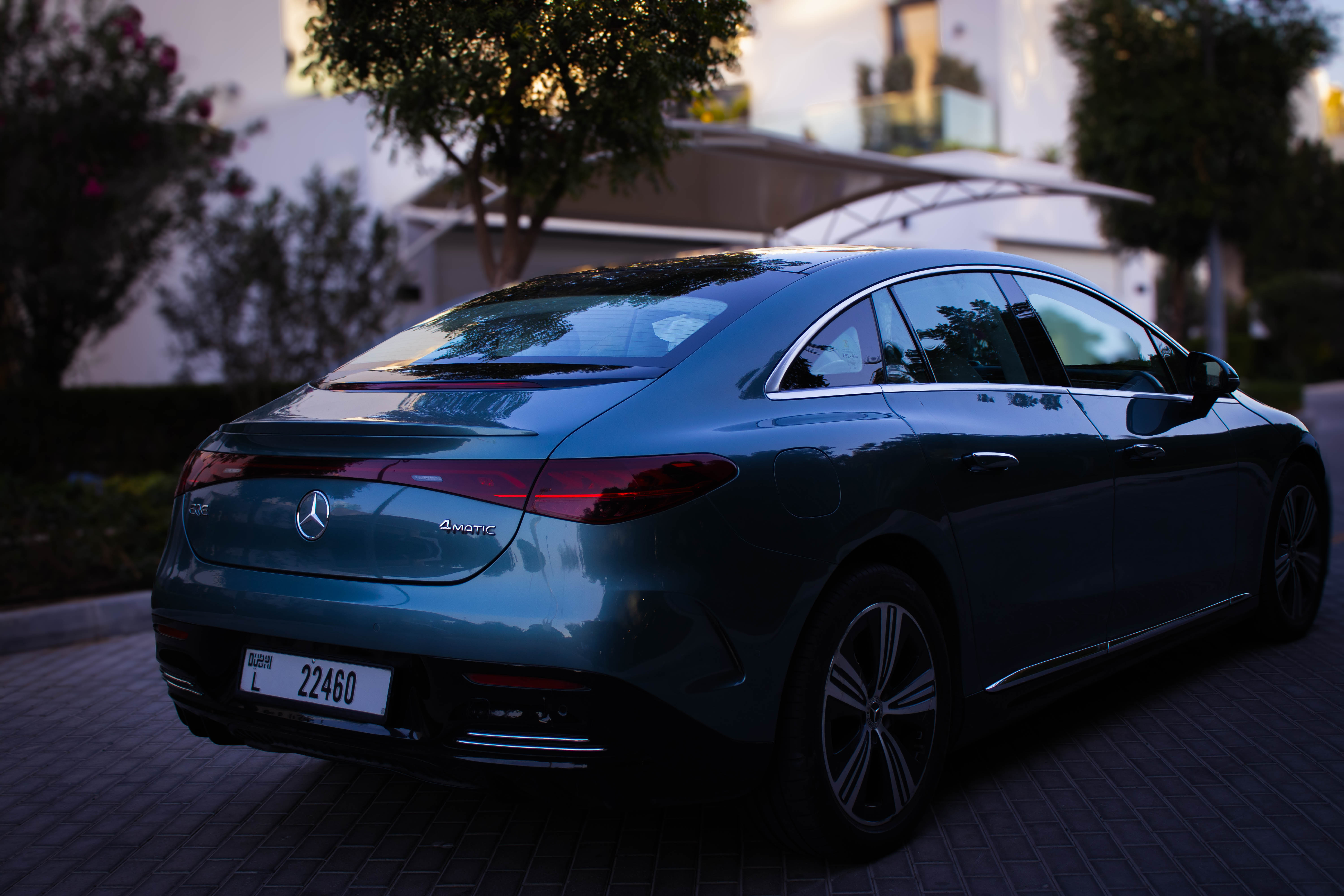 Professional chauffeur service Dubai luxury fleet