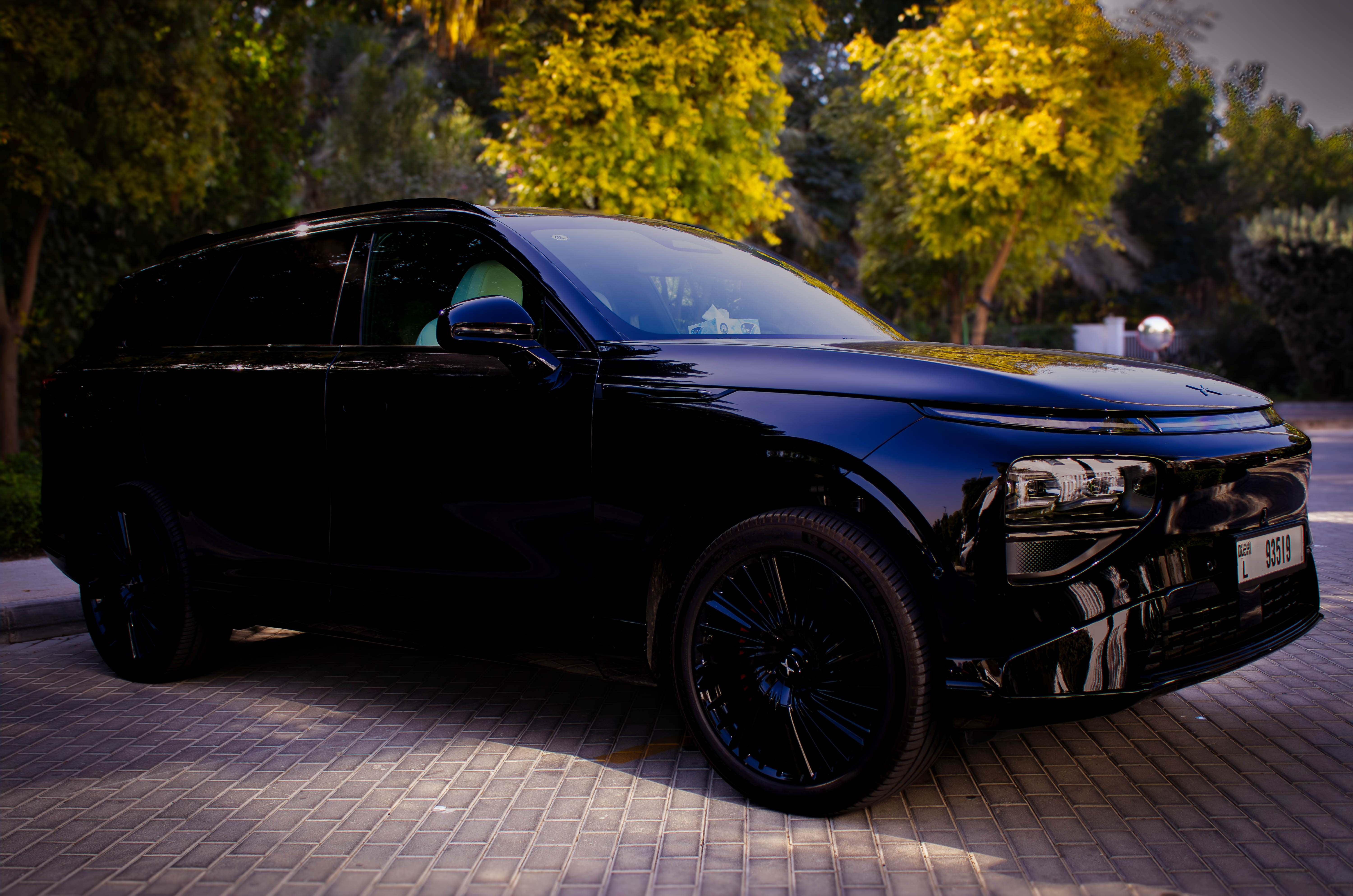Dubai airport transfer and executive chauffeur service